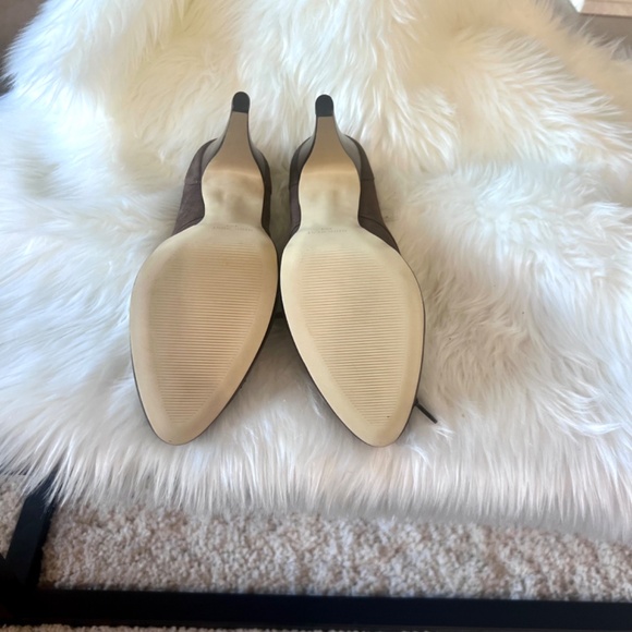 NEW NINE WEST BROWN SUEDE OXFORD HEELS - Picture 2 of 4